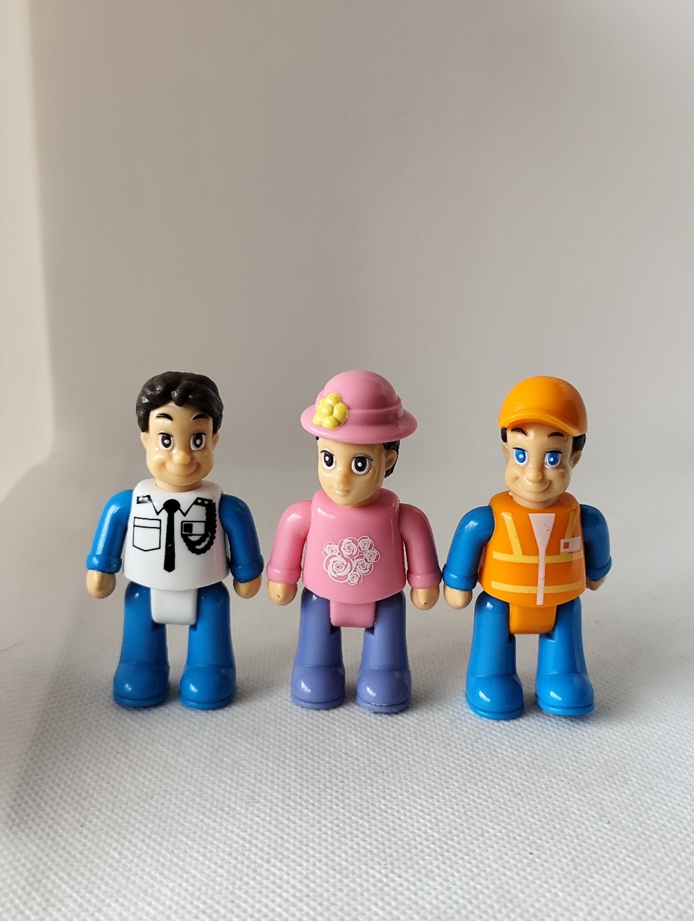 3/$25💙Hap-P-Kid Little Learner pretend toy figures lot of 3